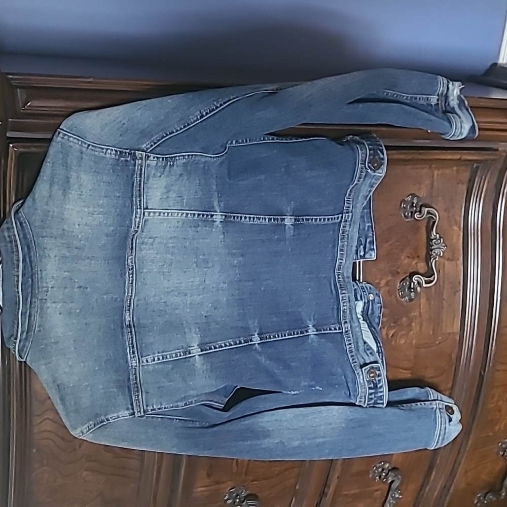 Jean jacket - Picture 2 of 3